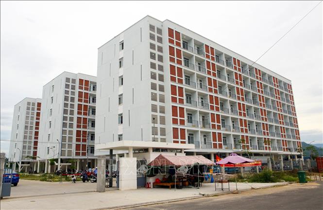 Vietnam sees record daily rise with 6,194 new COVID-19 ...