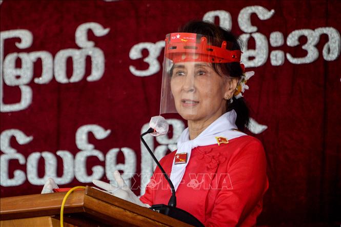Trong ảnh (tư liệu): Bà Aung San Suu Kyi, lãnh đạo Đảng Liên đoàn Quốc gia vì Dân chủ (NLD) của Myanmar, tại một sự kiện của đảng ở Naypyidaw, ngày 27/9/2020. Ảnh: AFP/TTXVN