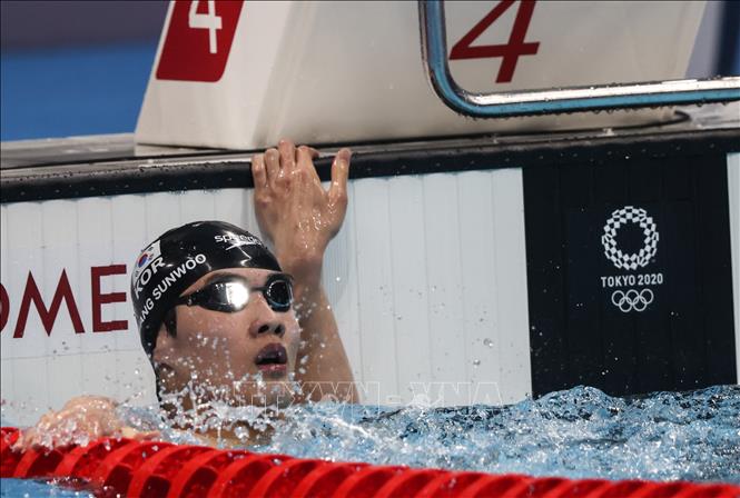 Trong ảnh: Vận động viên bơi Hàn Quốc Hwang Sun-woo hoàn thành bài bơi tự do 200m dành cho nam tại Olympic Tokyo 2020, ngày 26/7/2021. Ảnh: YONHAP/TTXVN