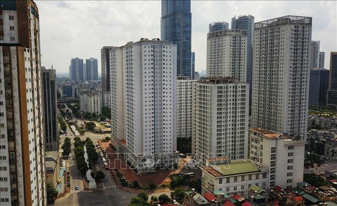 Dự án xây dựng nhà 30T1, 30T2 ô đất A14 Khu đô thị Nam Trung Yên, quận Cầu Giấy (chủ đầu tư là Tổng công ty Đầu tư và Phát triển nhà Hà Nội) được thành phố Hà Nội trưng dụng làm nơi cách ly, lập bệnh viện dã chiến. Ảnh: Thành Đạt - TTXVN 