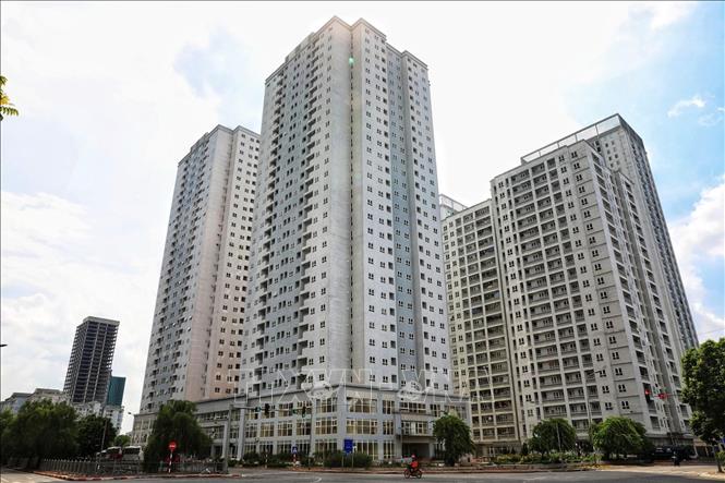 Tòa nhà 30T1, 30T2 ô đất A14 Khu đô thị Nam Trung Yên nằm ở vị trí mặt đường Nguyễn Chánh sẽ được TP Hà Nội trưng dụng làm nơi cách ly, lập bệnh viện dã chiến. Ảnh: Tuấn Anh - TTXVN 