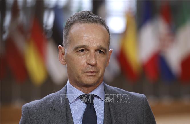 Trong ảnh: Ngoại trưởng Đức Heiko Maas phát biểu với báo giới tại Brussels, Bỉ. Ảnh: AFP/TTXVN