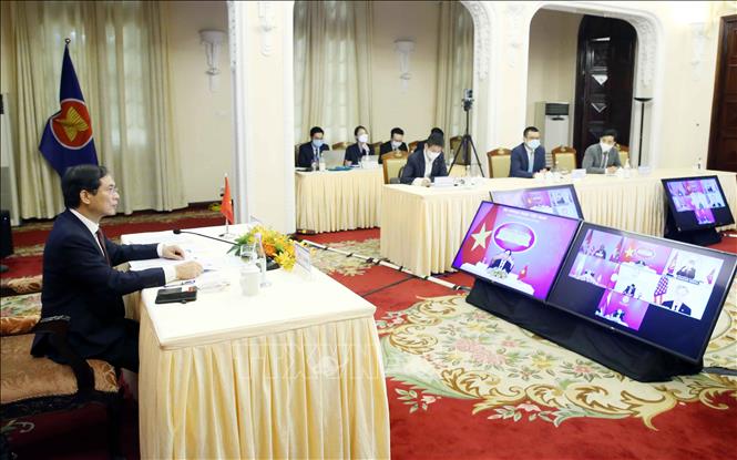 Trong ảnh: Bộ trưởng Bộ Ngoại giao Bùi Thanh Sơn tham dự Hội nghị Quan hệ đối tác Mekong - Hoa Kỳ (MUSP) lần thứ hai theo hình thức trực tuyến. Ảnh: Phạm Kiên - TTXVN