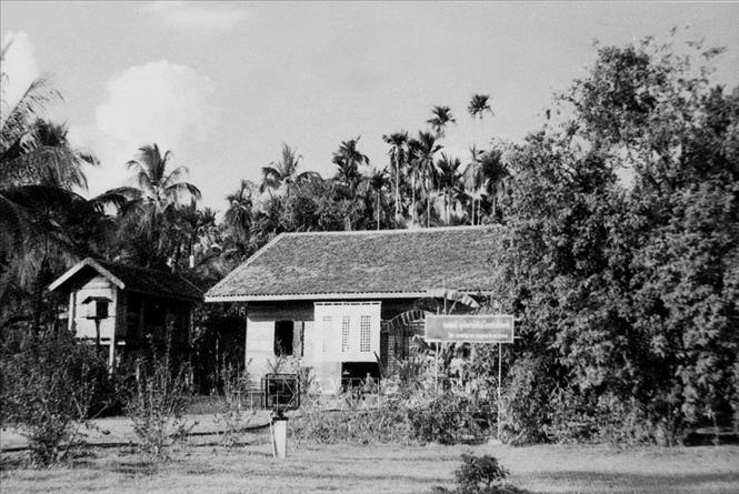 Trong ảnh: Ngôi nhà tại Nakhon, Phanom, Thái Lan, một trong những địa điểm Nguyễn Ái Quốc đã ở và vận động phong trào yêu nước của kiều bào Việt Nam ở Thái Lan (1928-1929). Ảnh: TTXVN 