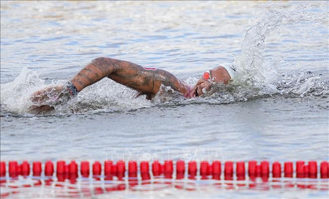 Trong ảnh: Kình ngư Ana Marcela Cunha của Brazil thi đấu ở nội dung bơi marathon 10km nữ tại Olympic Tokyo 2020, Nhật Bản, ngày 4/8/2021. Ảnh: THX/TTXVN