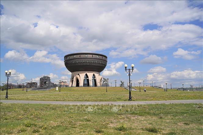 Nhà đăng ký kết hôn thành phố Kazan theo mô hình vạc dầu, biểu tượng về đoàn kết, ấm no, hạnh phúc của người Tatar. Ảnh: Duy Trinh - Pv TTXVN tại LB Nga