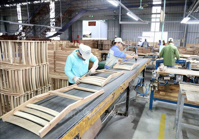 Vietnam's wood products export surges 55 percent in seven ...