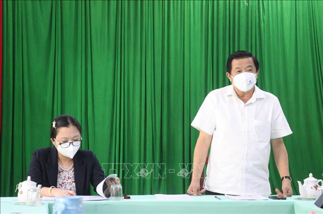 Bí thư Tỉnh ủy Vĩnh Long Bùi Văn Nghiêm phát biểu tại buổi làm việc. Ảnh: Lê Thúy Hằng – TTXVN