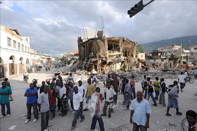 Trong ảnh (tư liệu): Cảnh đổ nát sau trận động đất mạnh tại Port-au-Prince, Haiti ngày 13/1/2020. Ảnh: AFP/TTXVN