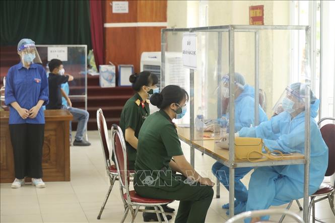 Hà Nội: Huyện Thanh Trì tiêm chủng vaccine phòng COVID-19 ...