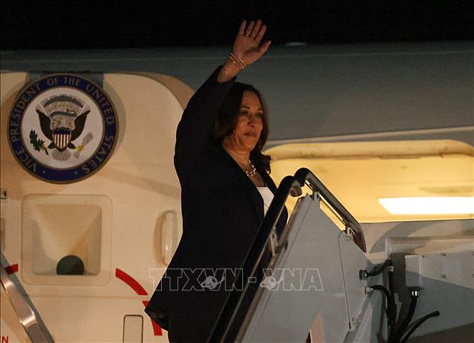 Phó Tổng thống Mỹ Kamala Harris lên đường thăm Singapore ...