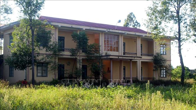 Một trường học sau khi sáp nhập bị bỏ hoang tại huyện Hoằng Hóa, tỉnh Thanh Hóa.
Ảnh: Nguyễn Nam-TTXVN