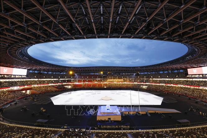 Trong ảnh: Sân vận động quốc gia tại thủ đô Tokyo, Nhật Bản, trước giờ khai mạc Paralympic Tokyo 2020, ngày 24/8/2021. Ảnh: Kyodo/ TTXVN