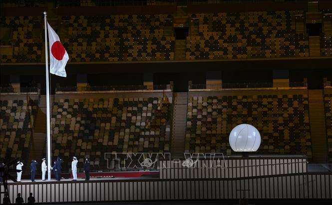 Trong ảnh: Lễ thượng cờ Nhật Bản tại Lễ khai mạc Paralympic Tokyo 2020 ở Tokyo, Nhật Bản, ngày 24/8/2021. Ảnh: THX/ TTXVN