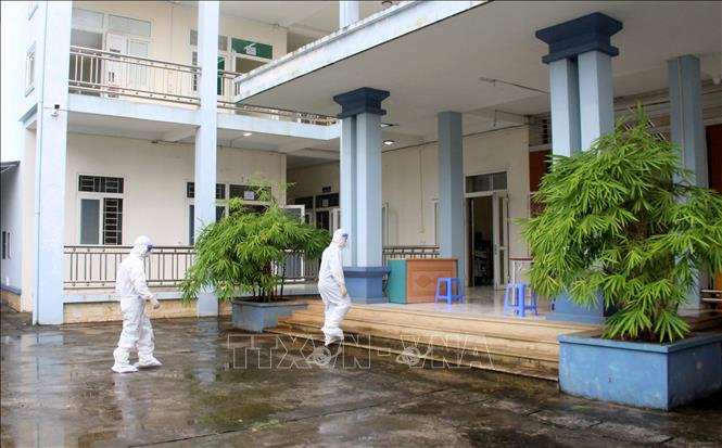 Trong ảnh: Bệnh viện dã chiến số 1, nơi điều trị các bệnh nhân mắc COVID-19 của tỉnh Lào Cai. Ảnh: TTXVN phát