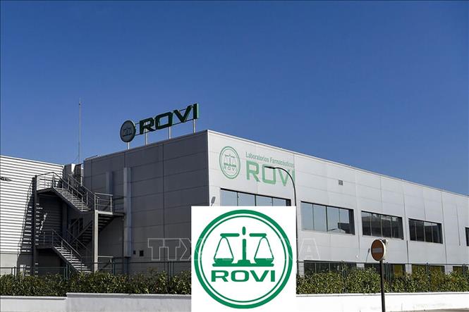 Trong ảnh: Cơ sở sản xuất của Công ty dược Rovi ở Granada, Tây Ban Nha. Ảnh: Investinandalucia/TTXVN