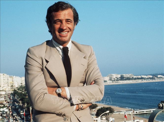 Trong ảnh (tư liệu): Tài tử Jean-Paul Belmondo dự Liên hoan phim Cannes, Pháp, tháng 5/1974. Ảnh: AFP/ TTXVN