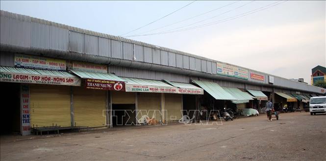 Chợ đầu mối Đông Hương, thành phố Thanh Hóa vắng người tỏng những ngày giãn cách xã hội.
Ảnh: Nguyễn Nam-TTXVN