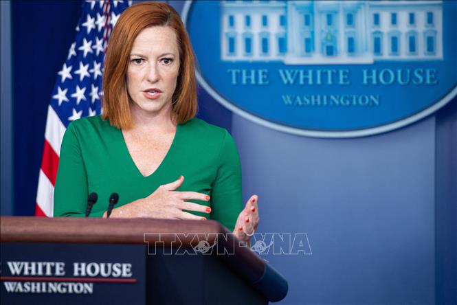 Trong ảnh: Thư ký báo chí Nhà Trắng Jen Psaki phát biểu trong cuộc họp báo tại Washington, DC ngày 6/8/2021. Ảnh: AFP/ TTXVN