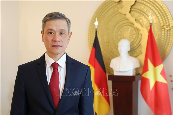 Trong ảnh: Đại sứ Đặc mệnh toàn quyền Việt Nam tại Đức Nguyễn Minh Vũ. Ảnh: Mạnh Hùng - P/v TTXVN tại Đức