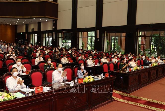 Các đồng chí lãnh đạo Đảng, Nhà nước và các đại biểu dự  hội nghị. Ảnh: Trí Dũng - TTXVN