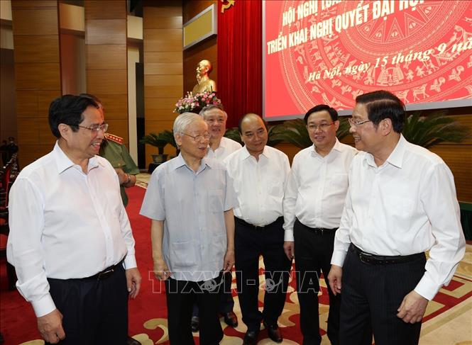 Tổng Bí thư Nguyễn Phú Trọng, các đồng chí lãnh đạo Đảng, Nhà nước và các đại biểu dự hội nghị. Ảnh: Trí Dũng - TTXVN