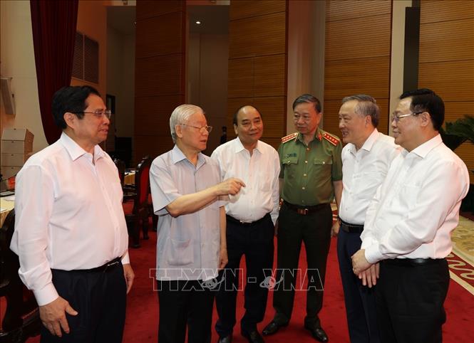 Tổng Bí thư Nguyễn Phú Trọng, các đồng chí lãnh đạo Đảng, Nhà nước và các đại biểu dự hội nghị. Ảnh: Trí Dũng - TTXVN