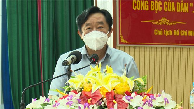Phó Bí thư Thường trực Tỉnh ủy Bình Dương Nguyễn Hoàng Thao phát biểu tại buổi công bố thị xã Tân Uyên có 6 phường, xã chuyển hóa thành “vùng xanh”. Ảnh: TTXVN 