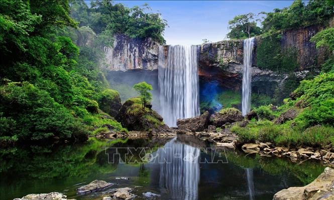 Photo: A waterfall in Kon Ha Nung Plateau in Gia Lai province. VNA Photo
