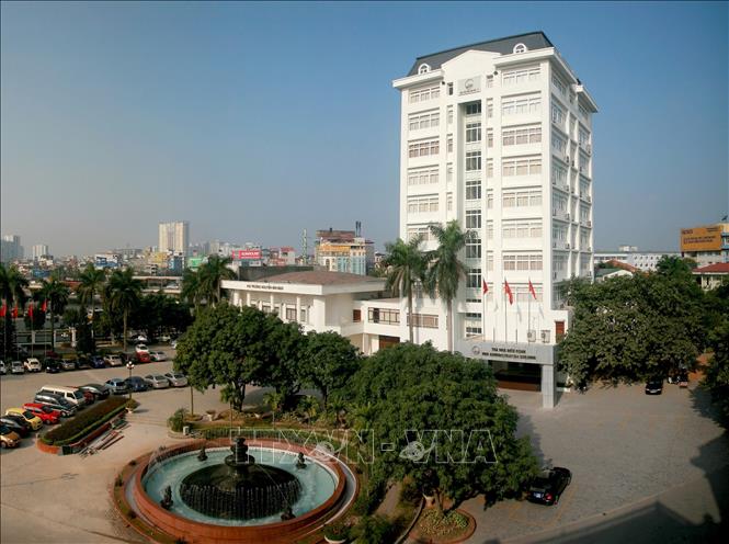 Trong ảnh: Đến ngày 16/09/2021, các trường thành viên và khoa trực thuộc của Đại học Quốc gia Hà Nội sẽ hoàn thành công bố điểm chuẩn kỳ thi Tuyển sinh Đại học Chính quy năm 2021. Ảnh: Thanh Tùng - TTXVN