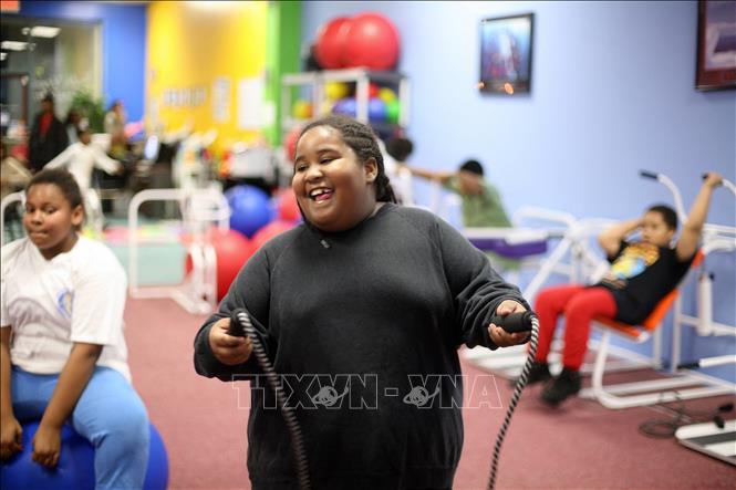 Trong ảnh: Trẻ em bị mắc bệnh béo phì luyện tập để giảm cân tại Maryland, Mỹ. Ảnh: AFP/TTXVN
