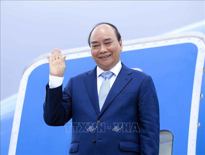 Chủ tịch nước Nguyễn Xuân Phúc tại sân bay Santiago. Ảnh: Thống Nhất – TTXVN
