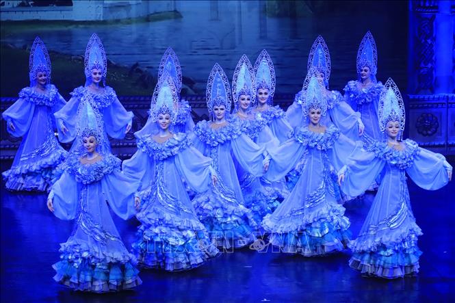 Trong ảnh: Vũ điệu của miền đất băng giá Siberia. Ảnh: Trần Hiếu - PV TTXVN tại Nga