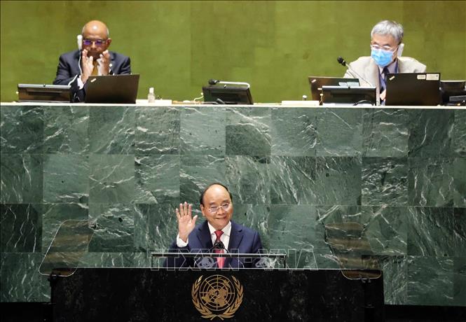 Photo: President Nguyen Xuan Phuc delivers his statement at the general debate of the 76th session of the UNGA. VNA Photo: Thống Nhất
