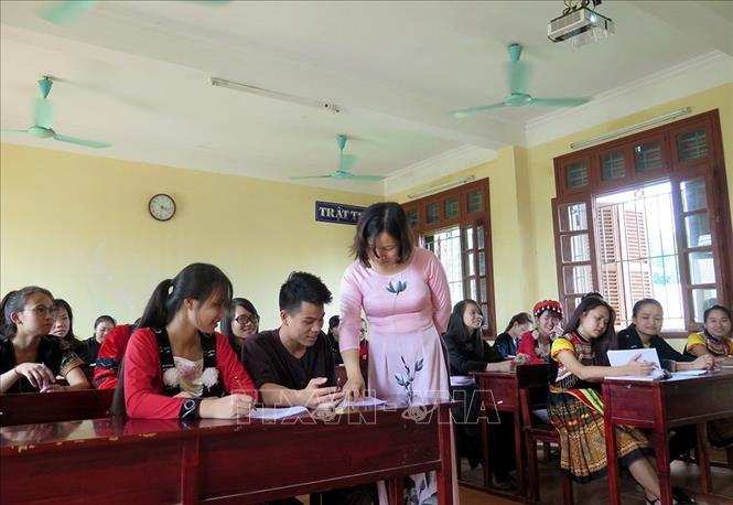 Chú trọng nâng cao chất lượng giáo dục, đào tạo; thực hiện hiệu quả chiến lược phát triển Trường Đại học Tân Trào thành trung tâm đào tạo, nghiên cứu khoa học và chuyển giao công nghệ của tỉnh và khu vực. Ảnh: Quang Đán - TTXVN