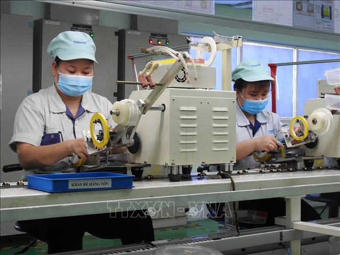 Photo: A plant of the Tabuchi Electric Vietnam Co. Ltd in Dai Dong-Hoan Son industrial park in the northern province of Bac Ninh. VNA Photo: Thái Hùng