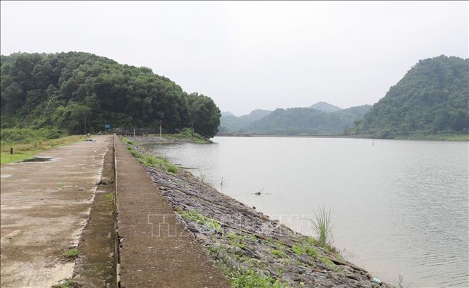 Trong ảnh: Hồ Đập Trời tại xã Quảng Lạc, huyện Nho Quan, tỉnh Ninh Bình. Ảnh: Đức Phương - TTXVN