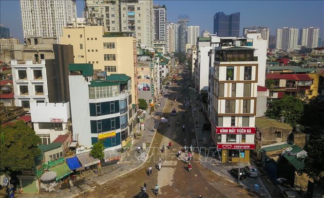 Trong ảnh: Dự án cải tạo, mở rộng đường Vũ Trọng Phụng, quận Thanh Xuân có chiều dài khoảng 440m, có điểm đầu giao với đường Nguyễn Huy Tưởng và điểm cuối giao với đường Nguyễn Trãi. Ảnh: Thành Đạt - TTXVN