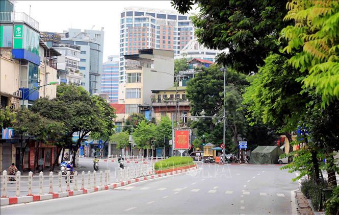 Khu vực Cửa Nam, nơi cánh quân phía Tây của Đại đoàn 308 từ Ô Cầu Giấy tiến về tiếp quản Thủ đô, sáng 10/10/1954. Ảnh: Thanh Tùng - TTXVN