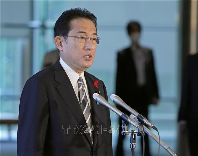 Trong ảnh: Tân Thủ tướng Nhật Bản Fumio Kishida phát biểu với báo giới tại Tokyo ngày 14/10/2021. Ảnh: Kyodo/TTXVN
