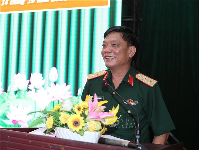 Trong ảnh: Trung tướng Ngô Minh Tiến phát biểu chúc mừng, giao nhiệm vụ cho 304 cán bộ, học viên. Ảnh: Hồng Pha -  TTXVN phát