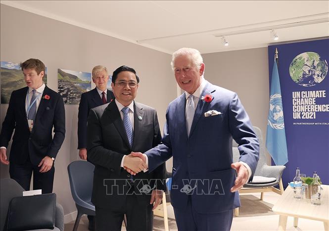 Trong ảnh: Thủ tướng Phạm Minh Chính gặp Thái tử Vương Quốc Anh Charles Philip Arthur George. Ảnh: Dương Giang-TTXVN