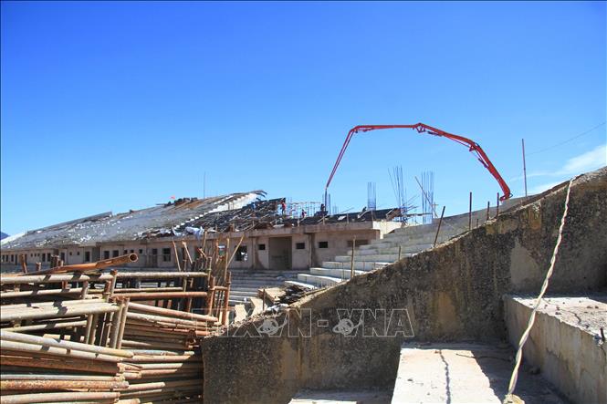 Trong ảnh: Sân vận động Đà Lạt 20.000 chỗ ngồi với tổng diện tích gần 16 ha. Ảnh: Đặng Tuấn -TTXVN 
