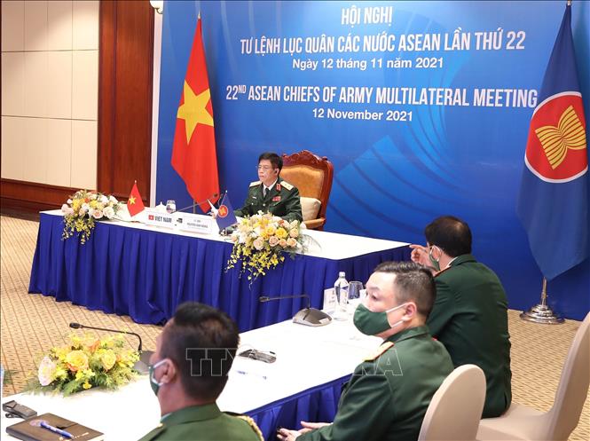 Photo: Lt. Gen. Nguyen Van Nghia, Deputy Chief of the General Staff of the Vietnam People’s Army attends the meeting. VNA Photo: Trọng Đức