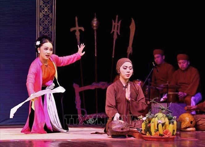 Nghệ sĩ ưu tú Thu Huyền vào vai Thị Màu, trong trích đoạn 