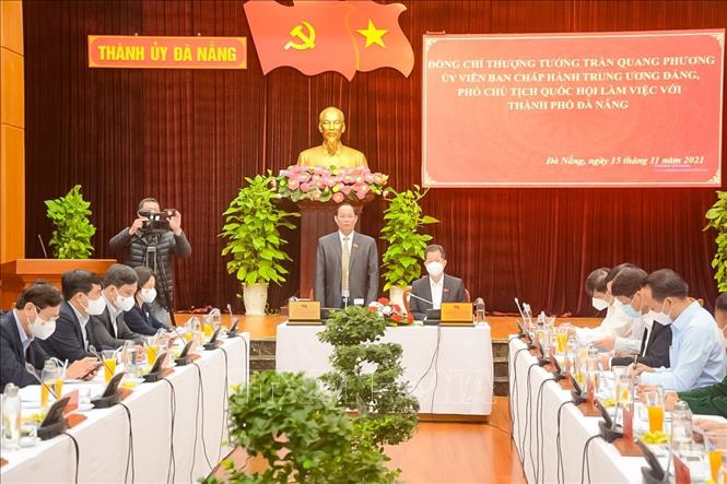 Trong ảnh: Toàn cảnh buổi làm việc của Phó Chủ tịch Quốc hội Trần Quang Phương với thành phố Đà Nẵng. Ảnh: Văn Dũng - TTXVN