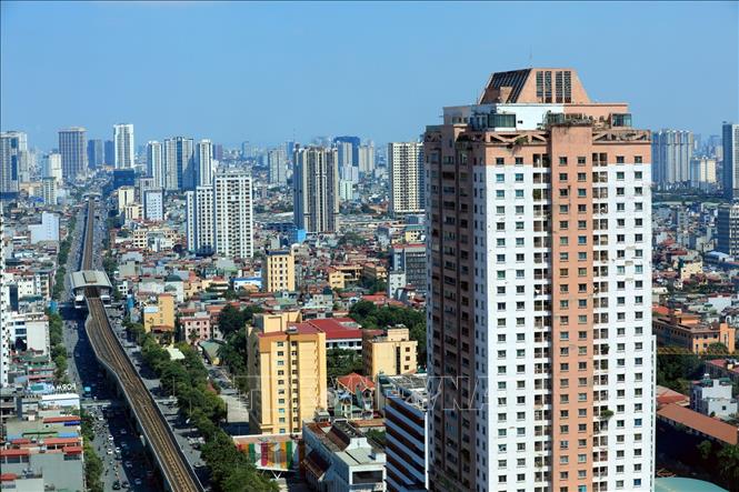 Trong ảnh: Dự báo, trong quý IV/2021, Hà Nội sẽ có 11 dự án chung cư mới. Ảnh: Tuấn Anh - TTXVN