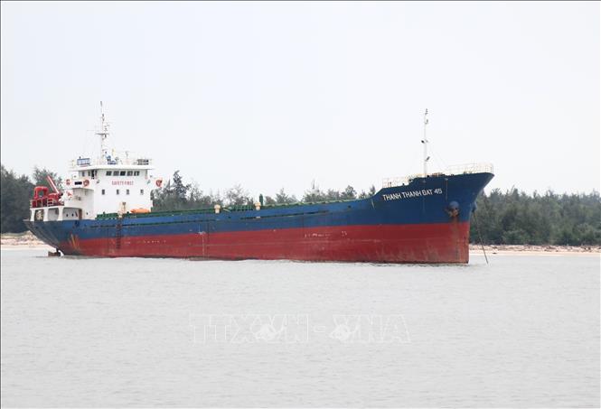 Photo: The overloaded Cua Viet seaports in Gio Linh district, the central province of Quang Tri, needs to be upgraded. VNA Photo: Nguyên Lý