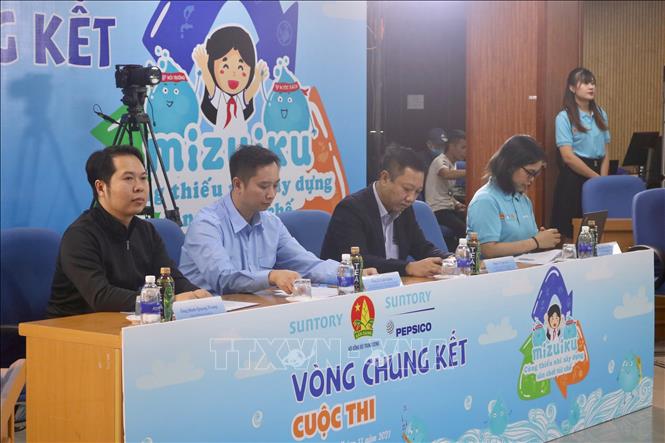 Ban Giám khảo cuộc thi 