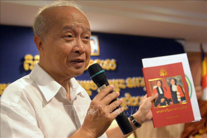 Trong ảnh (tư liệu): Hoàng thân Campuchia Norodom Ranariddh phát biểu trong cuộc họp báo tại Phnom Penh ngày 16/3/2014. Ảnh: AFP/ TTXVN